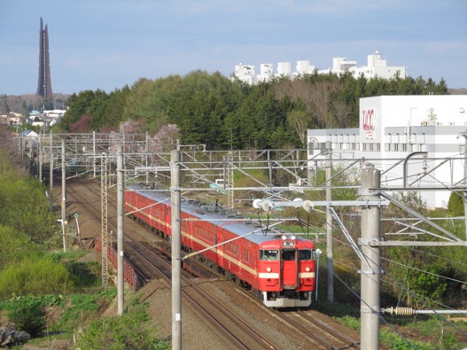 桜と鉄道001.jpg